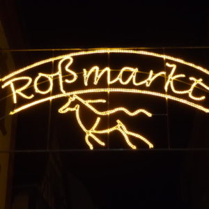 Leucht Werbung Rossmarkt